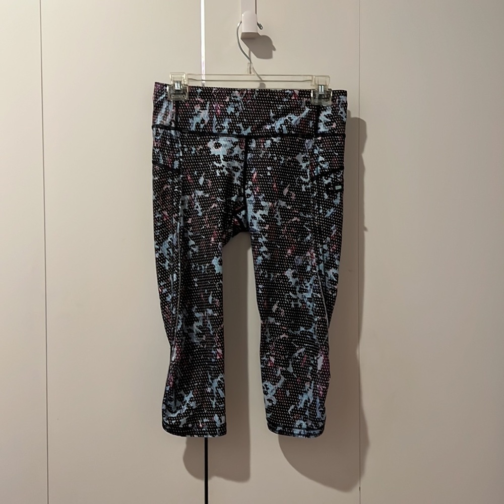 Lululemon Cropped Leggings 6